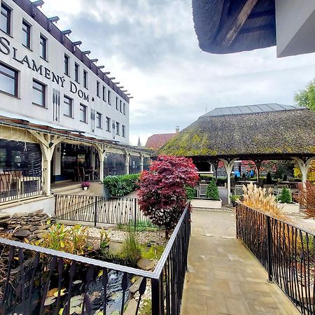 Hotel Slameny Dom & Spa Malá Ida 외부 사진